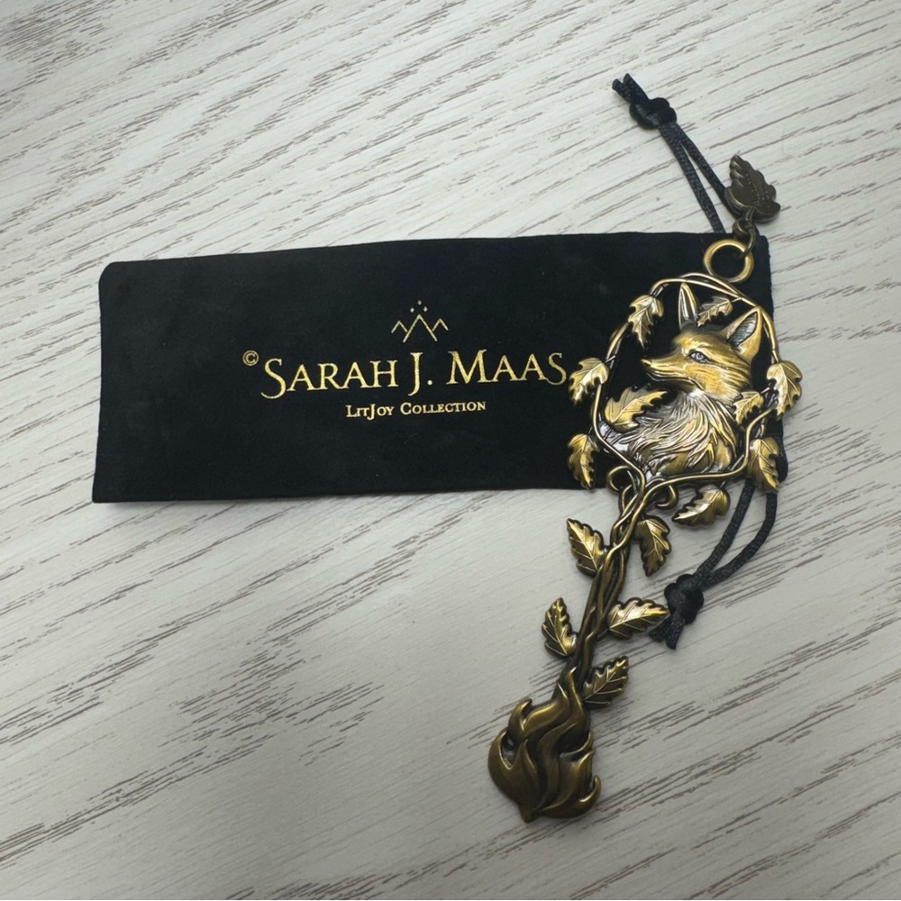 LitJoy Autumn Court Key ACOTAR Sarah J. Maas